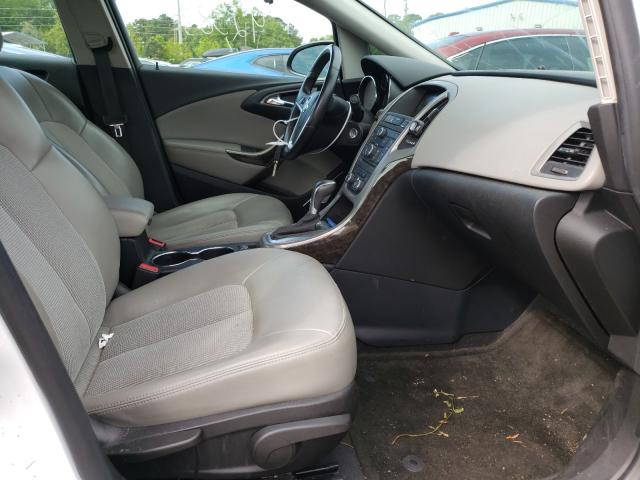 Photo 4 VIN: 1G4PR5SK2F4216896 - BUICK VERANO CON 