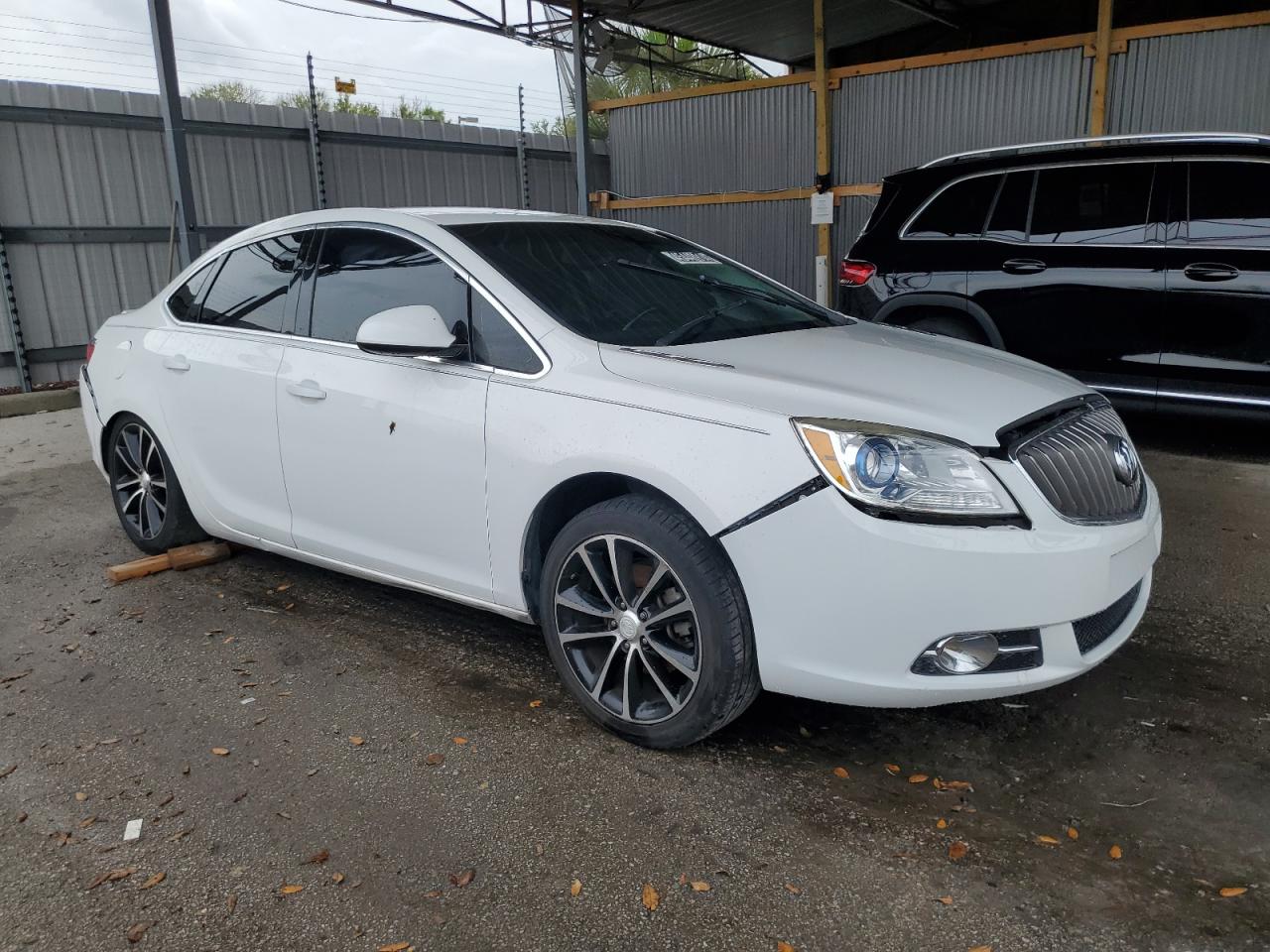 Photo 3 VIN: 1G4PR5SK2H4117482 - BUICK VERANO 