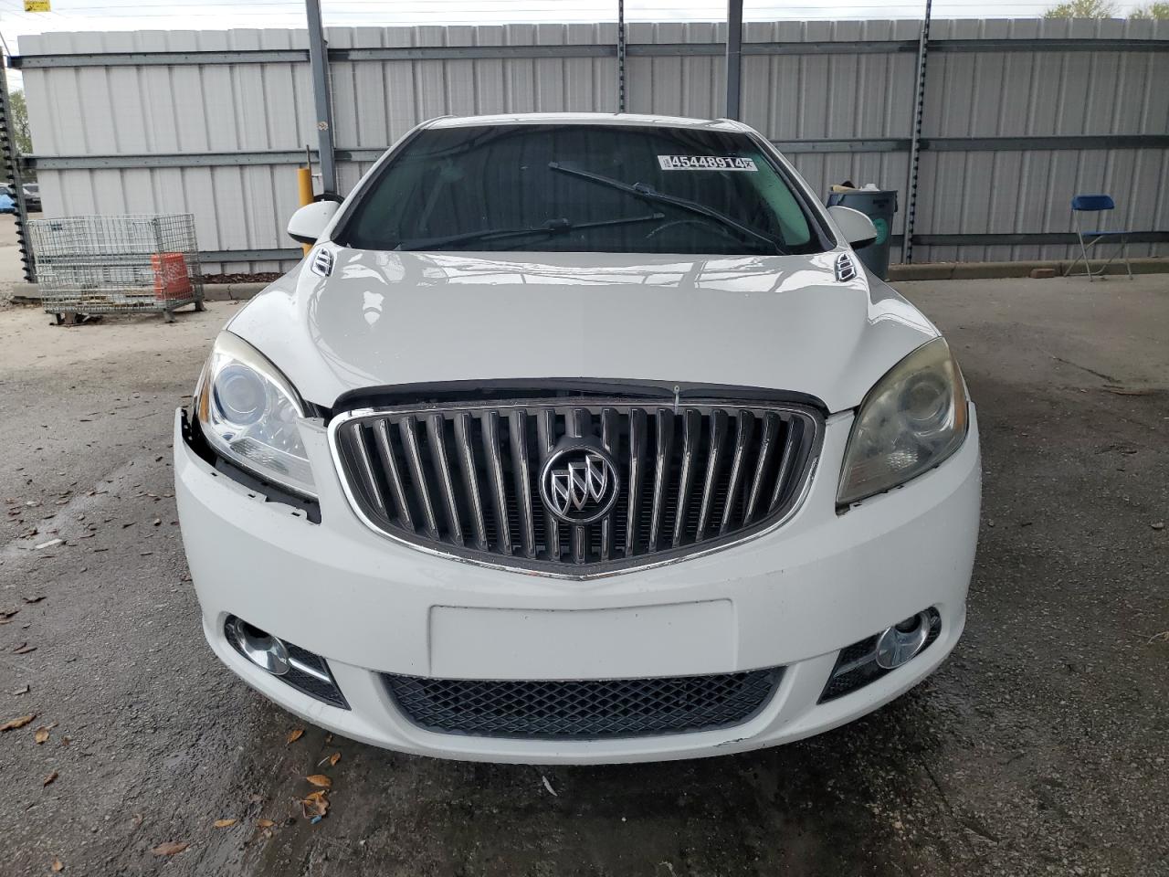 Photo 4 VIN: 1G4PR5SK2H4117482 - BUICK VERANO 