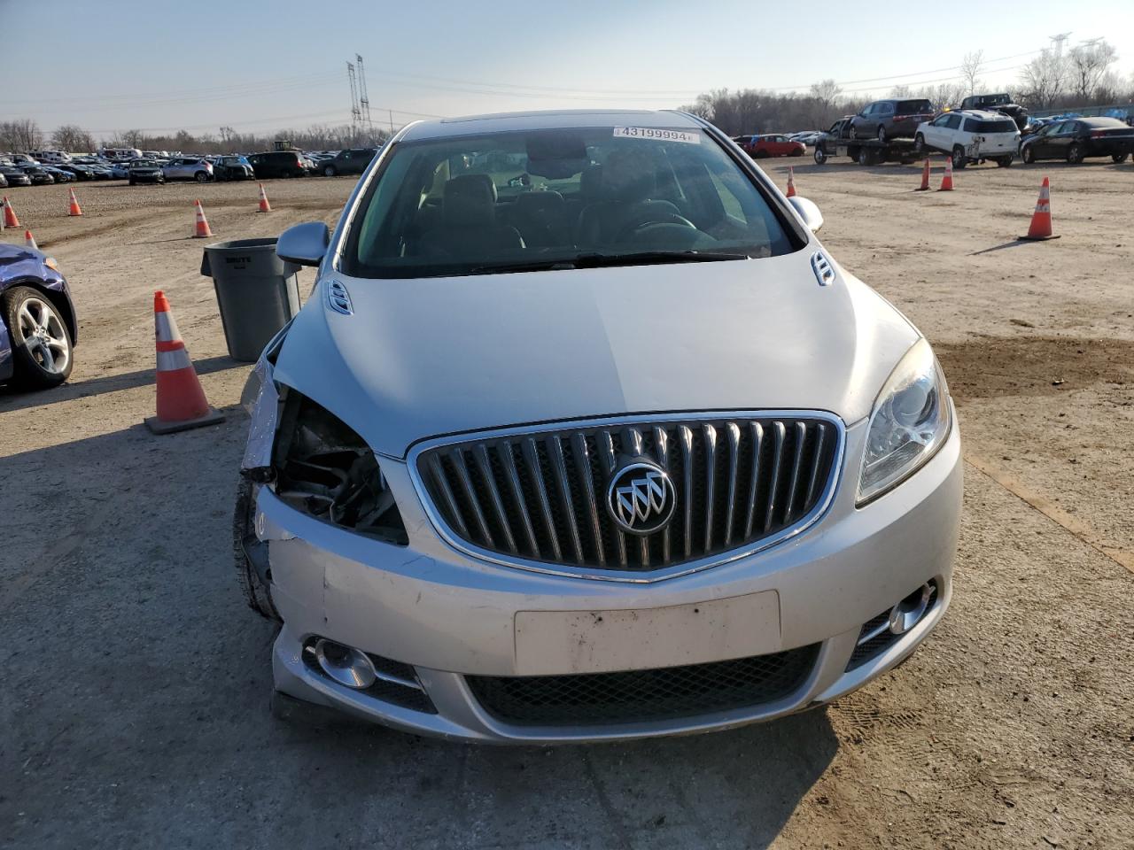 Photo 4 VIN: 1G4PR5SK3D4121177 - BUICK VERANO 