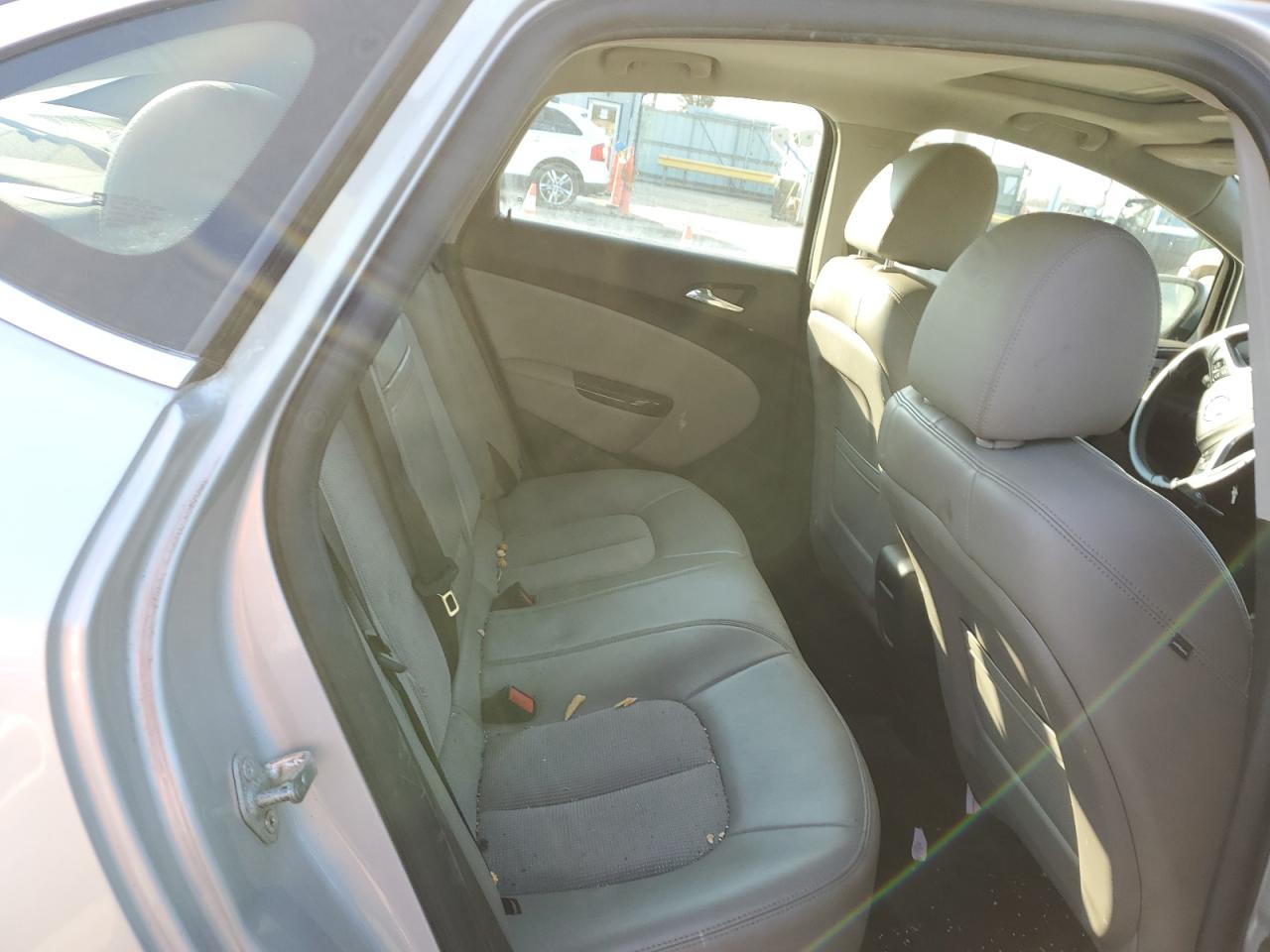 Photo 9 VIN: 1G4PR5SK3D4121177 - BUICK VERANO 