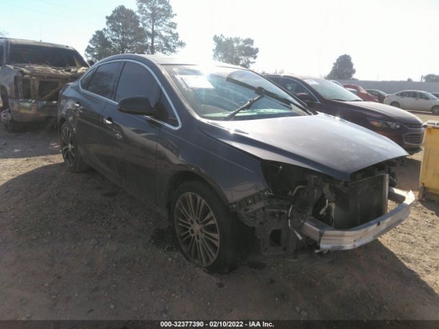 Photo 0 VIN: 1G4PR5SK3D4185199 - BUICK VERANO 