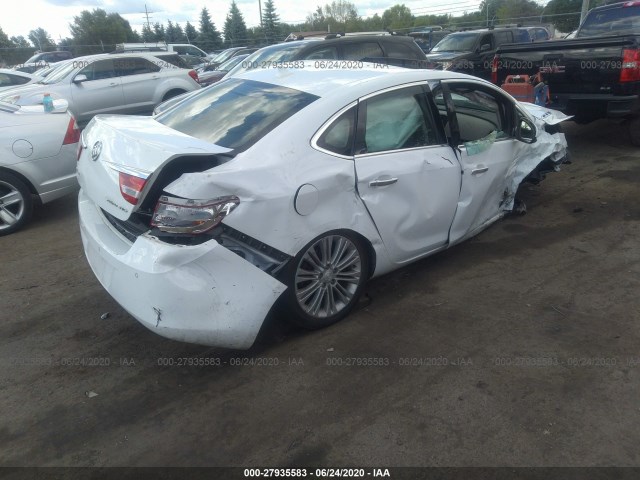 Photo 3 VIN: 1G4PR5SK3D4247152 - BUICK VERANO 