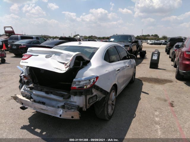 Photo 3 VIN: 1G4PR5SK3E4141589 - BUICK VERANO 