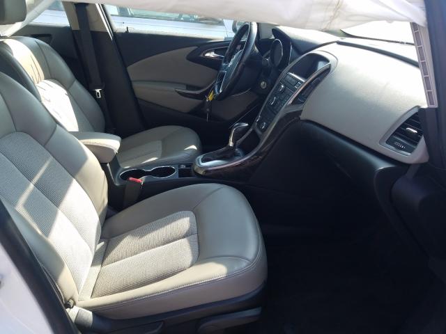 Photo 4 VIN: 1G4PR5SK3F4120985 - BUICK VERANO CON 