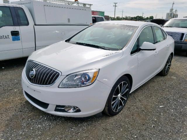 Photo 1 VIN: 1G4PR5SK3H4103011 - BUICK VERANO SPO 