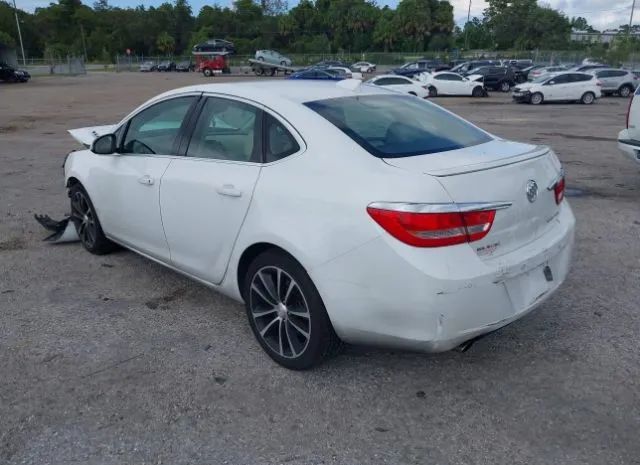 Photo 2 VIN: 1G4PR5SK3H4116888 - BUICK VERANO 