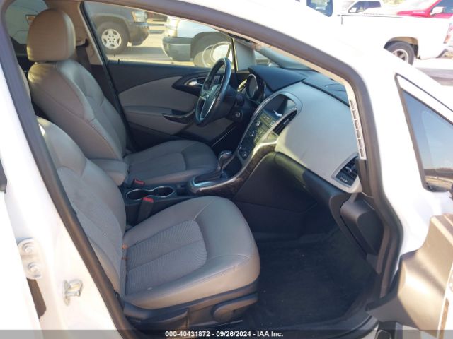 Photo 4 VIN: 1G4PR5SK3H4120388 - BUICK VERANO 