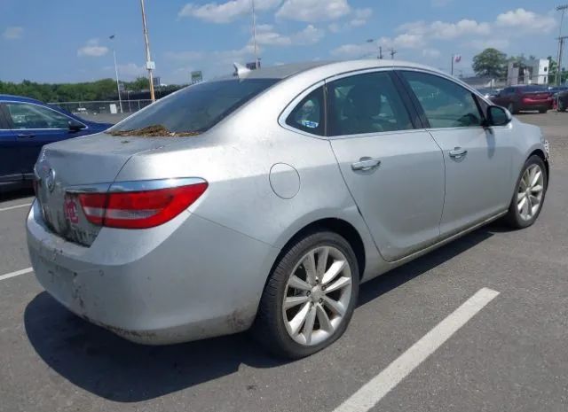 Photo 3 VIN: 1G4PR5SK4C4223053 - BUICK VERANO 