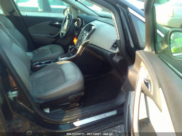 Photo 4 VIN: 1G4PR5SK4D4108048 - BUICK VERANO 