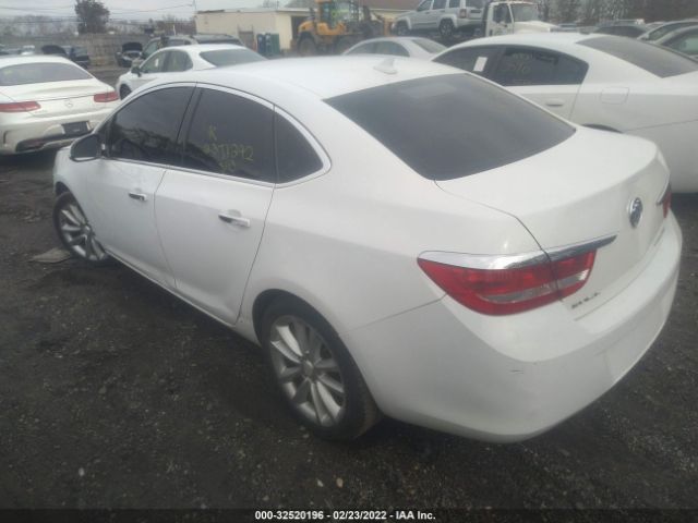 Photo 2 VIN: 1G4PR5SK4D4222552 - BUICK VERANO 