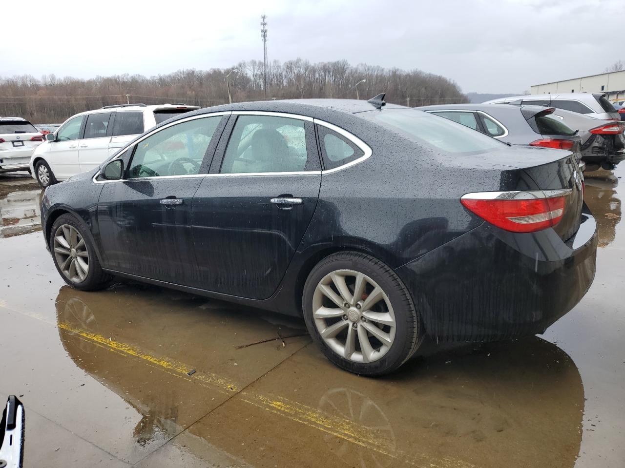 Photo 1 VIN: 1G4PR5SK4E4108097 - BUICK VERANO 