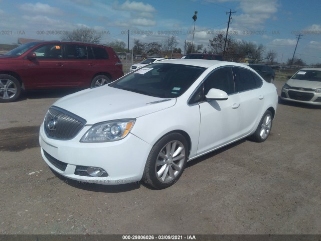 Photo 1 VIN: 1G4PR5SK4F4102236 - BUICK VERANO 