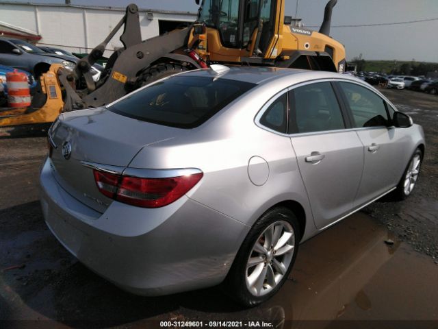 Photo 3 VIN: 1G4PR5SK4F4116220 - BUICK VERANO 