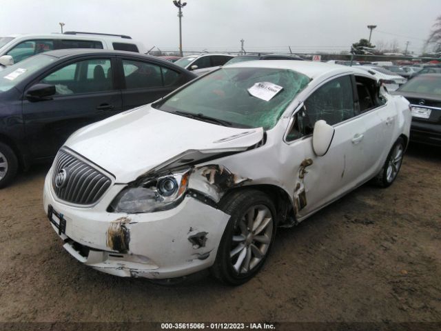 Photo 1 VIN: 1G4PR5SK4F4144499 - BUICK VERANO 