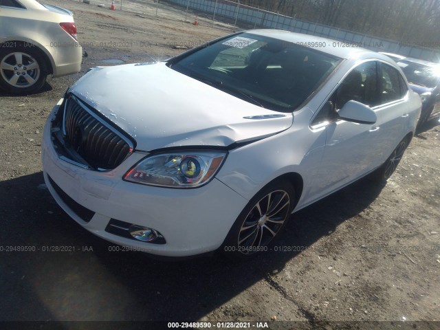 Photo 1 VIN: 1G4PR5SK4H4108640 - BUICK VERANO 