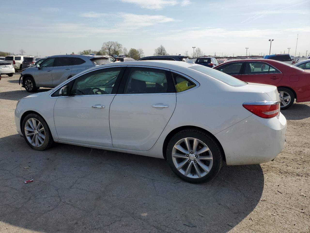 Photo 1 VIN: 1G4PR5SK5E4197145 - BUICK VERANO 