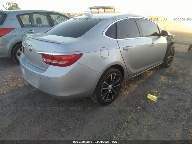 Photo 3 VIN: 1G4PR5SK5H4104192 - BUICK VERANO 