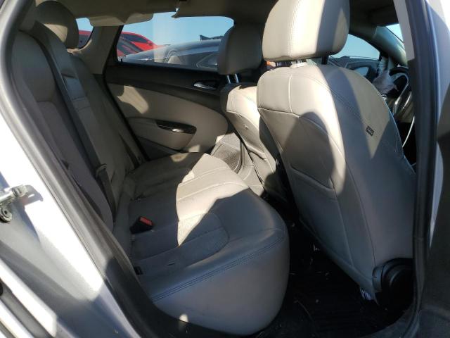 Photo 9 VIN: 1G4PR5SK5H4105567 - BUICK VERANO 