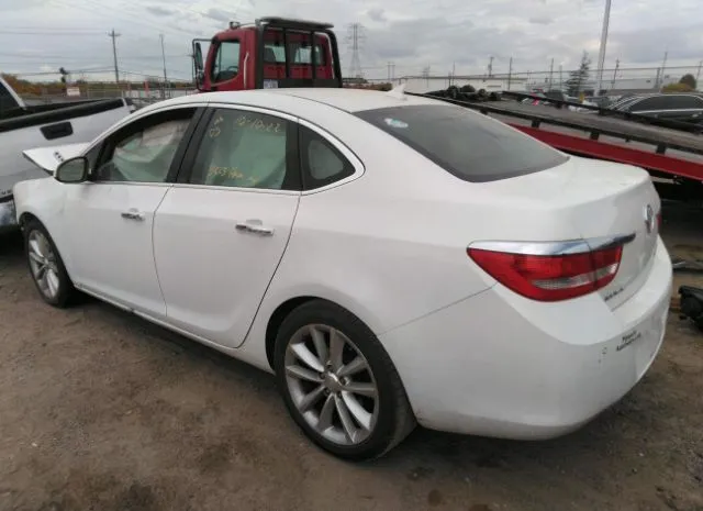 Photo 2 VIN: 1G4PR5SK6C4123634 - BUICK VERANO 