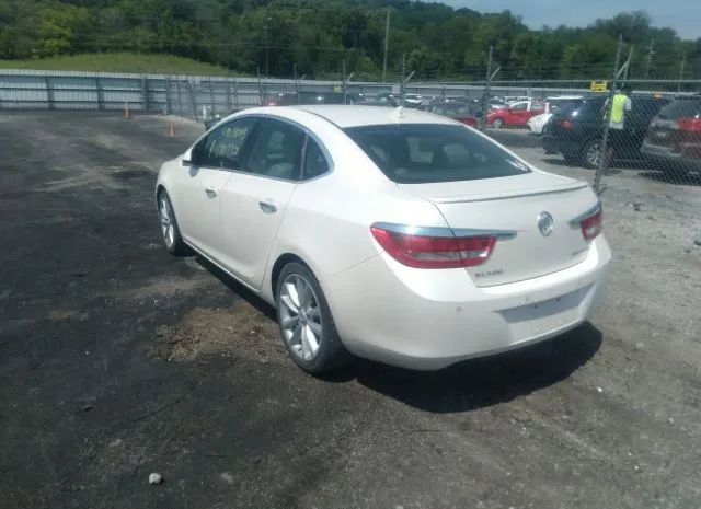 Photo 2 VIN: 1G4PR5SK6C4143737 - BUICK VERANO 