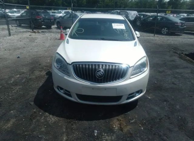 Photo 5 VIN: 1G4PR5SK6C4143737 - BUICK VERANO 