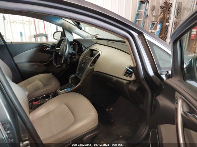 Photo 4 VIN: 1G4PR5SK6C4171019 - BUICK VERANO 