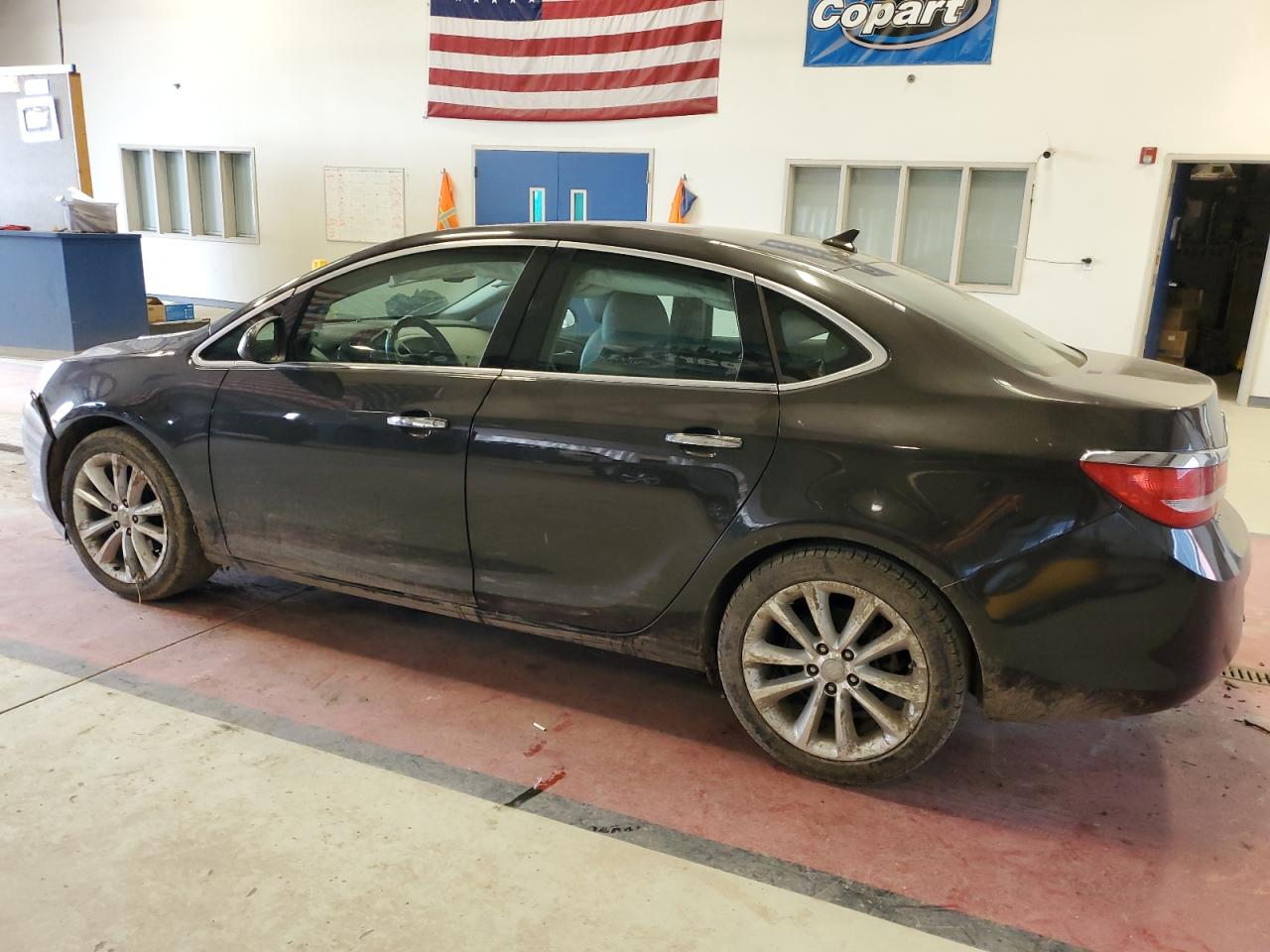 Photo 1 VIN: 1G4PR5SK6D4186587 - BUICK VERANO 