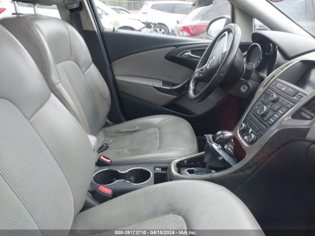 Photo 4 VIN: 1G4PR5SK6D4211388 - BUICK VERANO 