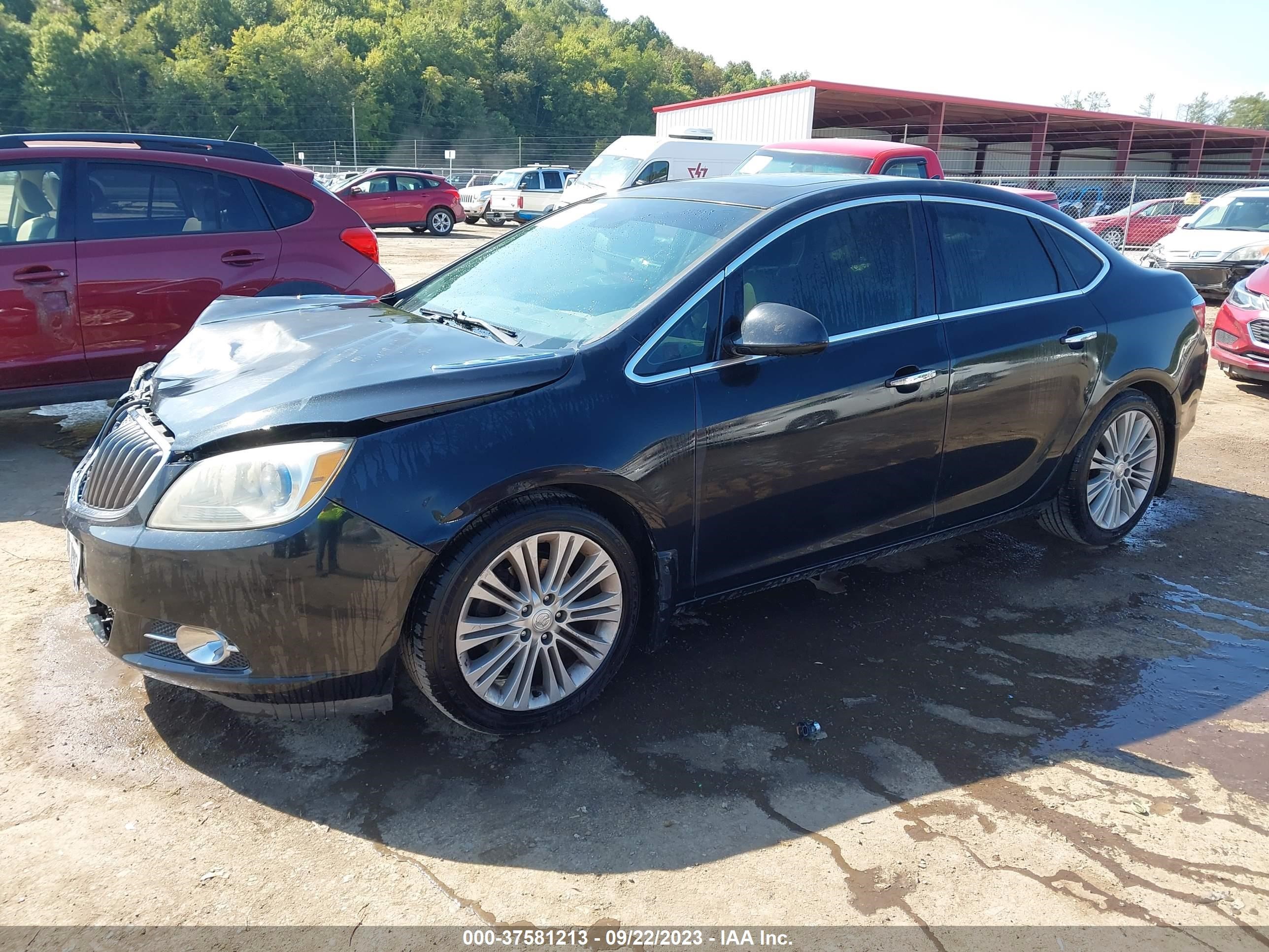 Photo 1 VIN: 1G4PR5SK6D4220432 - BUICK VERANO 