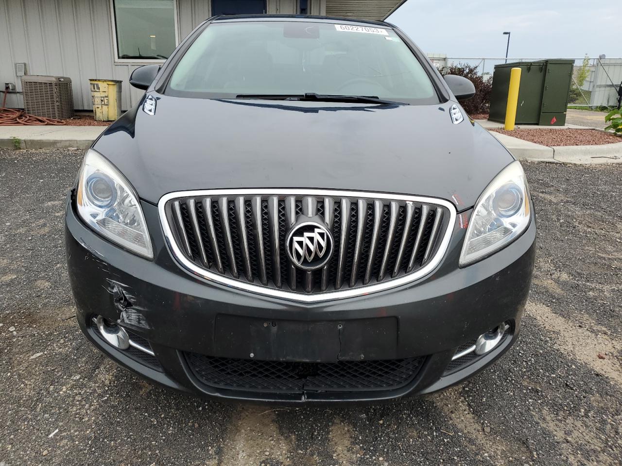 Photo 4 VIN: 1G4PR5SK6G4115815 - BUICK VERANO 