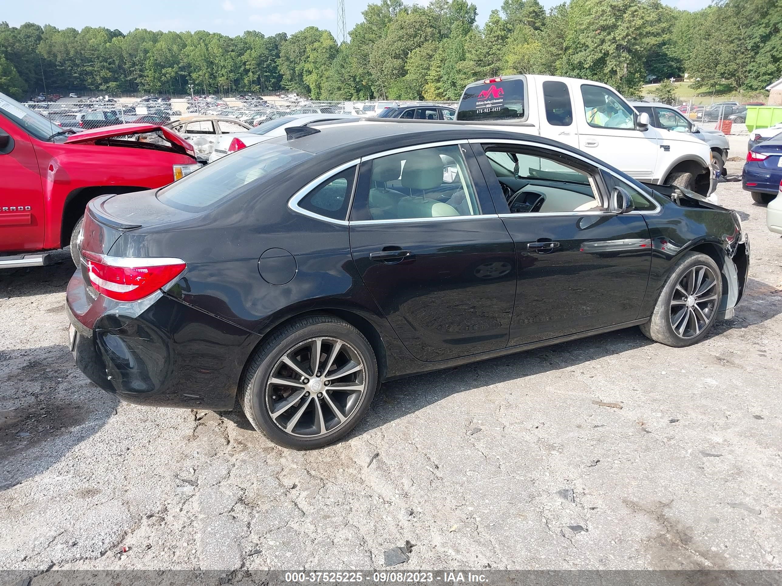 Photo 13 VIN: 1G4PR5SK6H4122829 - BUICK VERANO 