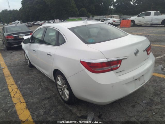 Photo 2 VIN: 1G4PR5SK7D4119450 - BUICK VERANO 