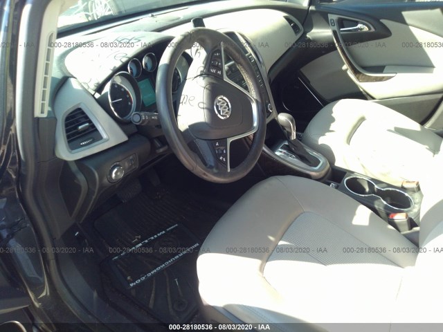 Photo 4 VIN: 1G4PR5SK7E4205021 - BUICK VERANO 