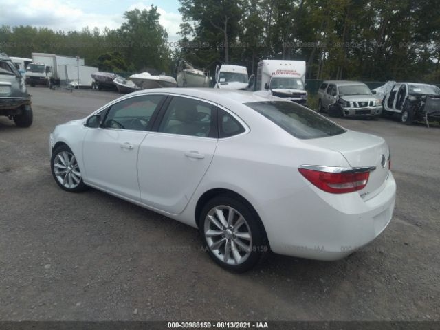 Photo 2 VIN: 1G4PR5SK7F4215114 - BUICK VERANO 