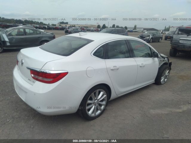 Photo 3 VIN: 1G4PR5SK7F4215114 - BUICK VERANO 