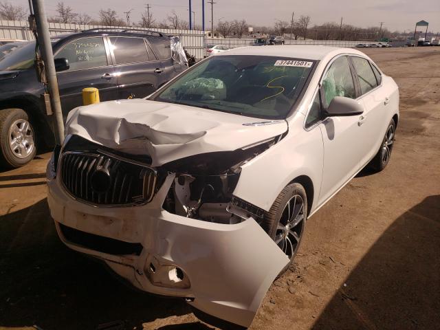 Photo 1 VIN: 1G4PR5SK7H4121334 - BUICK VERANO SPO 