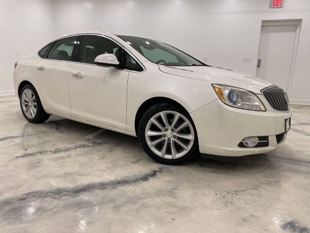 Photo 2 VIN: 1G4PR5SK8C4218731 - BUICK VERANO 