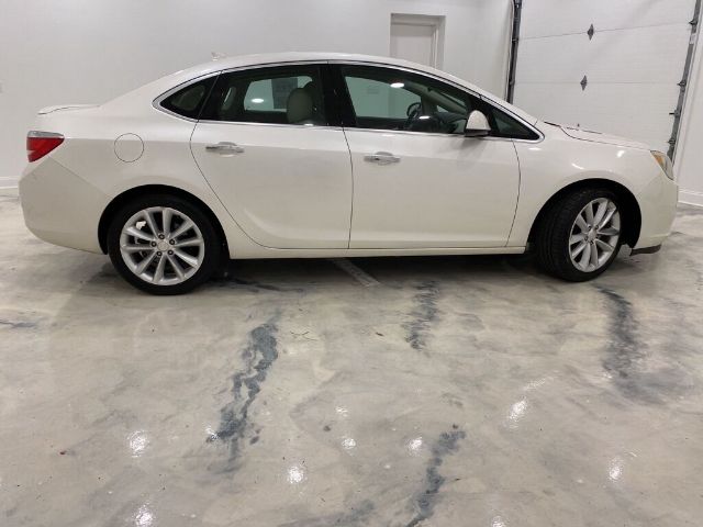 Photo 3 VIN: 1G4PR5SK8C4218731 - BUICK VERANO 