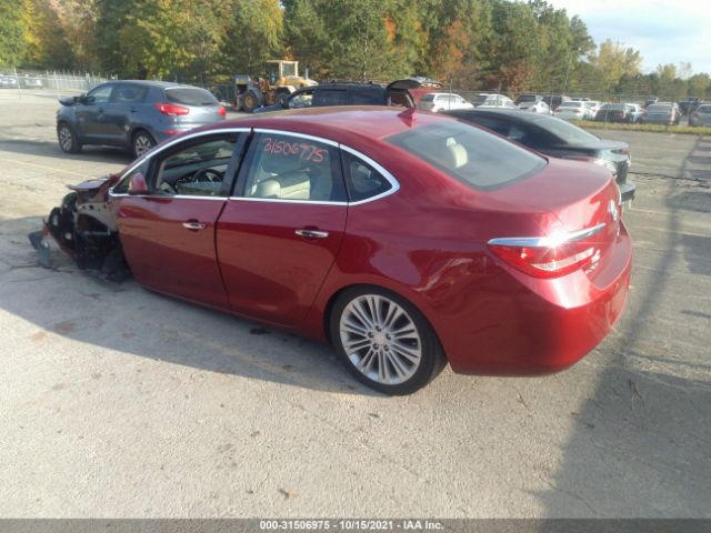 Photo 2 VIN: 1G4PR5SK8D4235577 - BUICK VERANO 