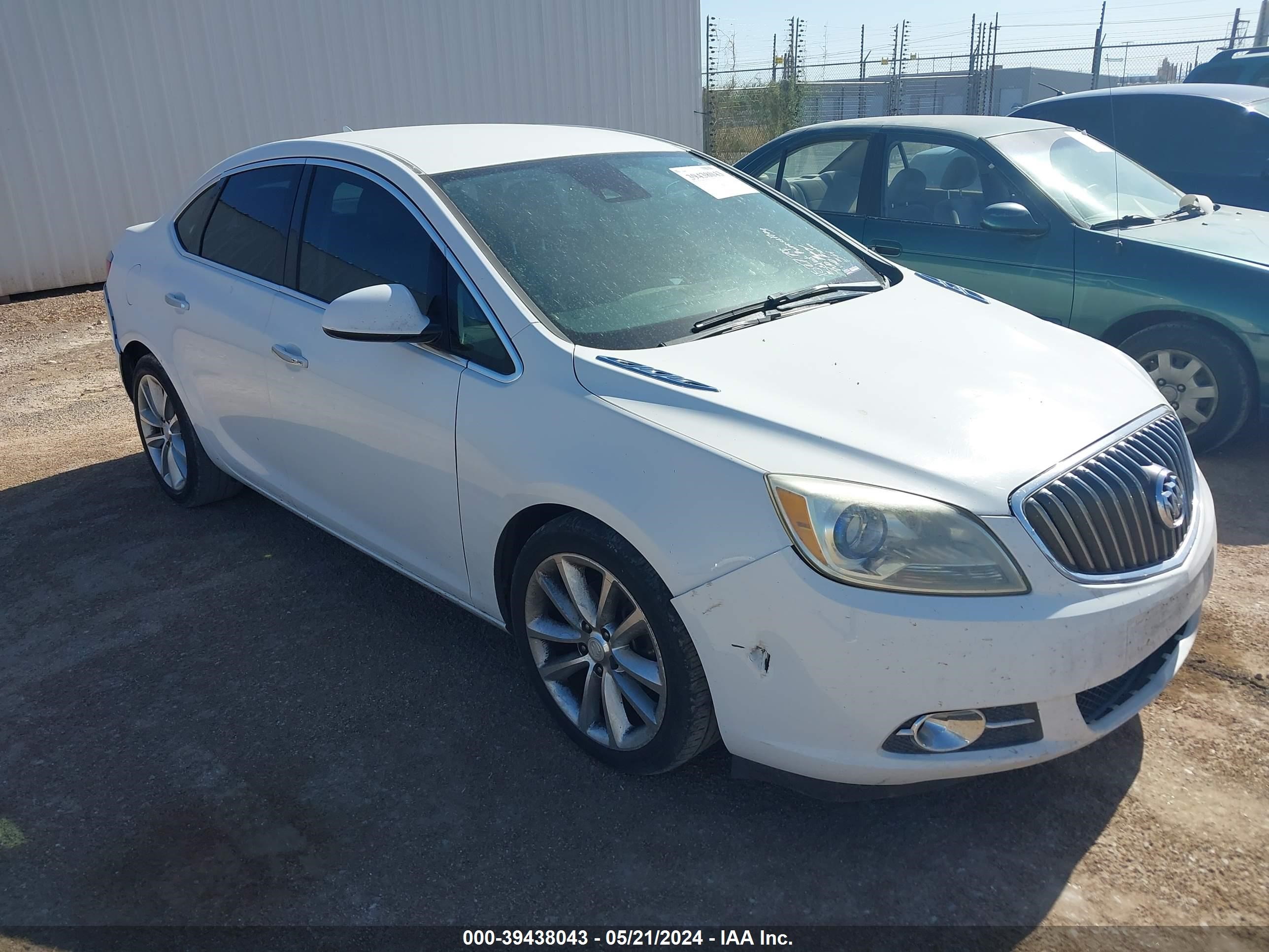 Photo 0 VIN: 1G4PR5SK8E4152779 - BUICK VERANO 