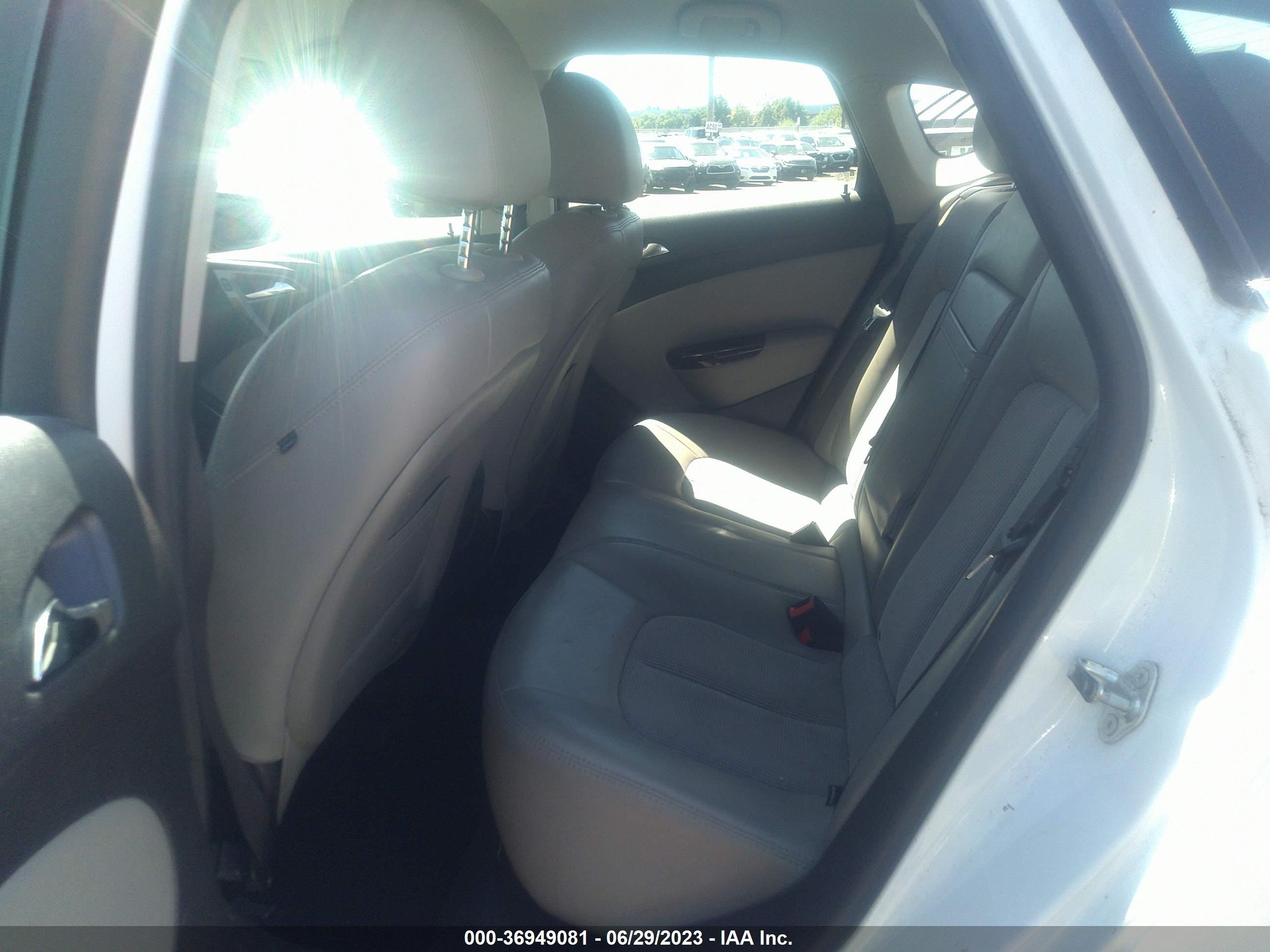 Photo 7 VIN: 1G4PR5SK8E4165600 - BUICK VERANO 