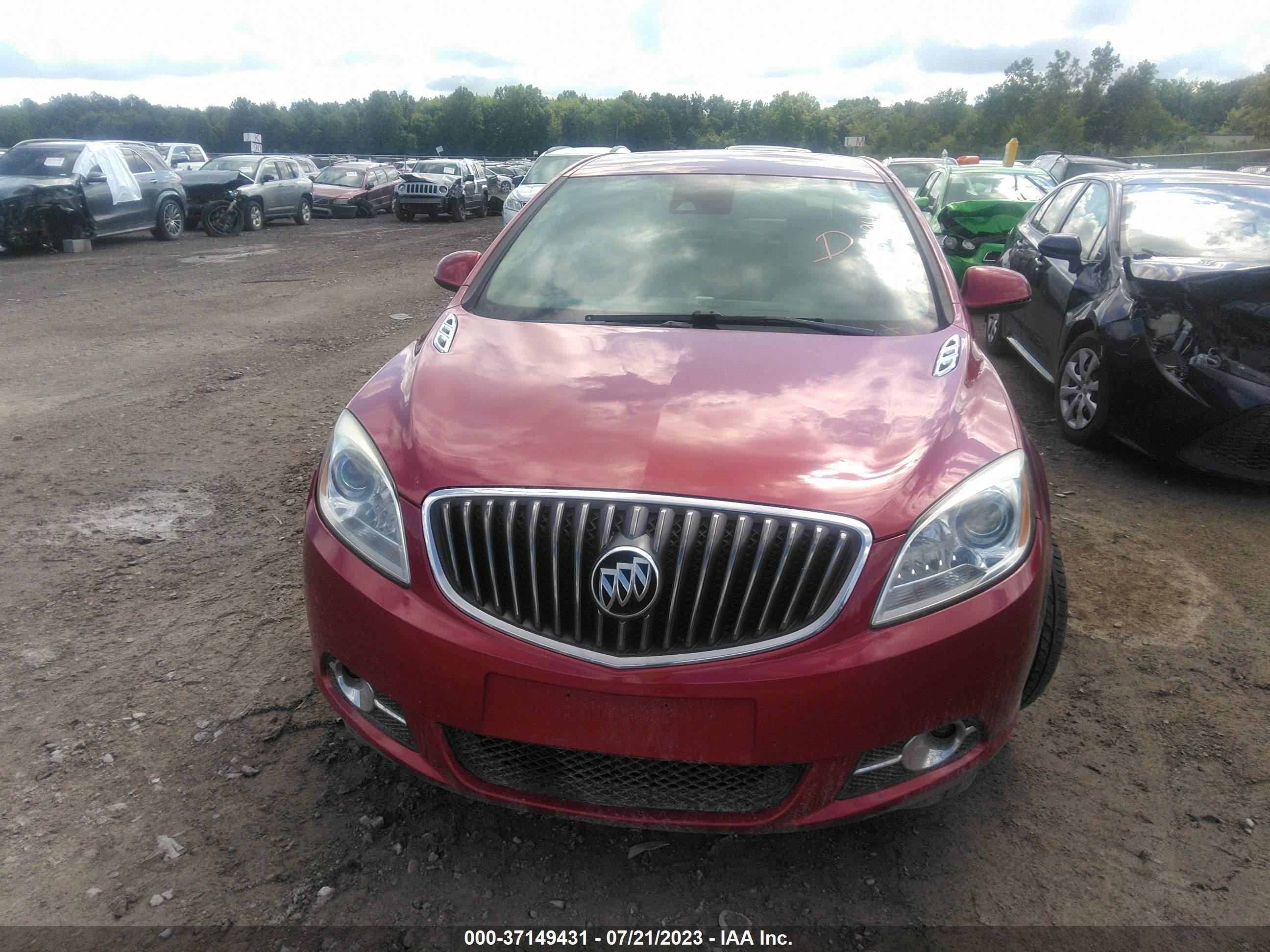 Photo 11 VIN: 1G4PR5SK8E4217033 - BUICK VERANO 