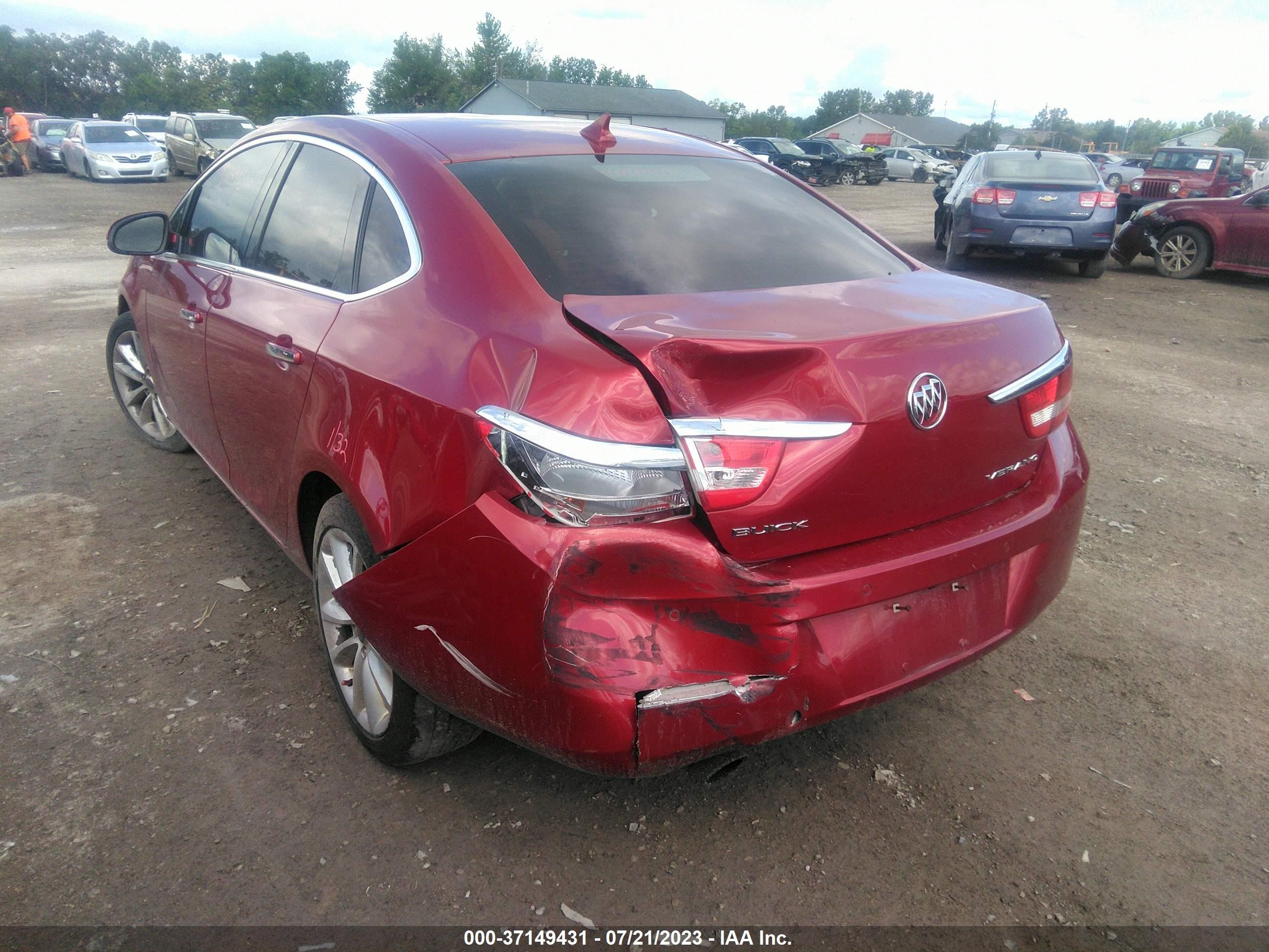 Photo 2 VIN: 1G4PR5SK8E4217033 - BUICK VERANO 