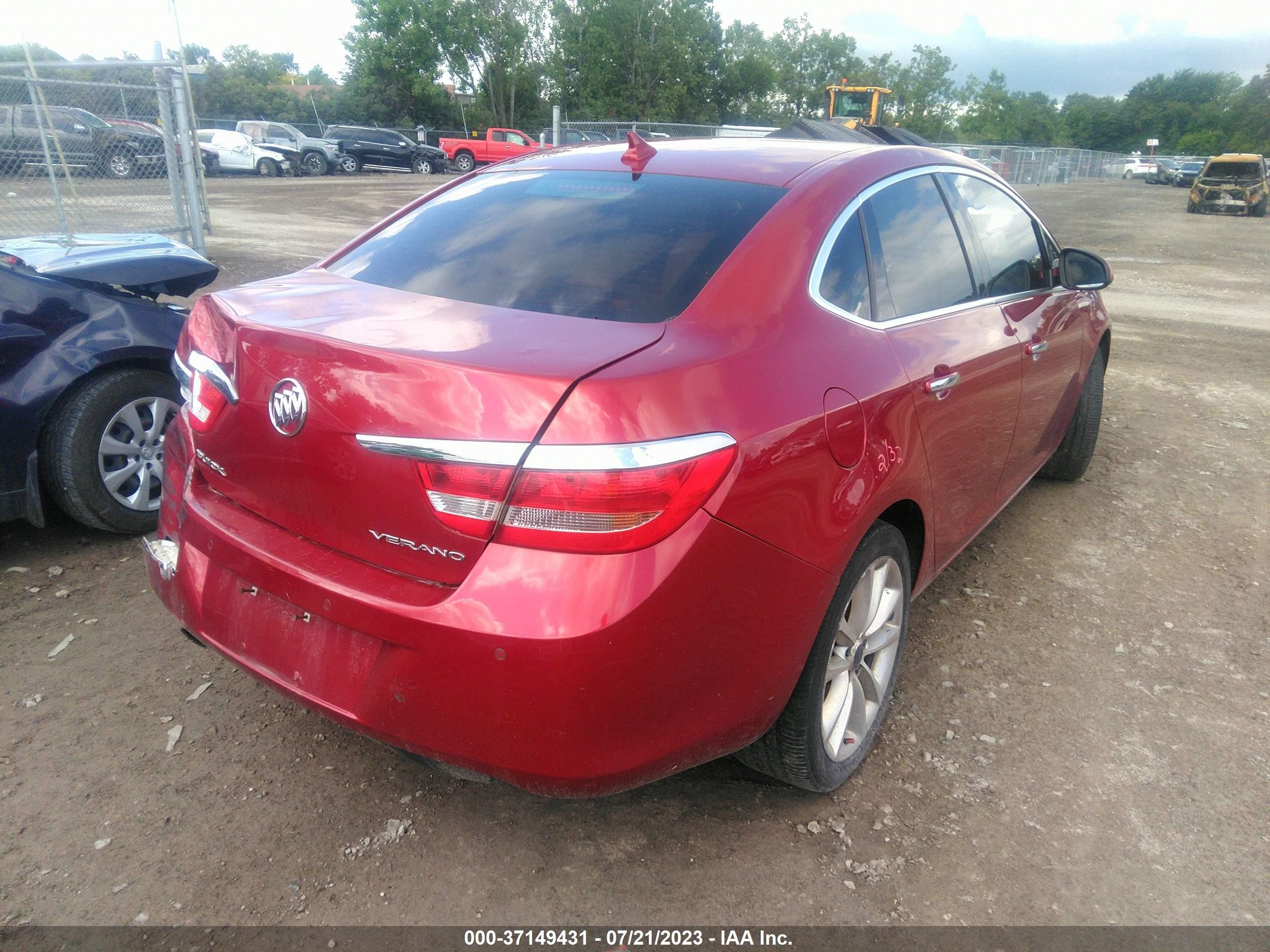 Photo 3 VIN: 1G4PR5SK8E4217033 - BUICK VERANO 