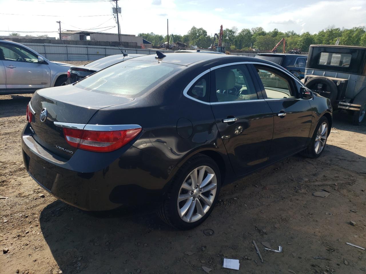 Photo 2 VIN: 1G4PR5SK8E4240957 - BUICK VERANO 