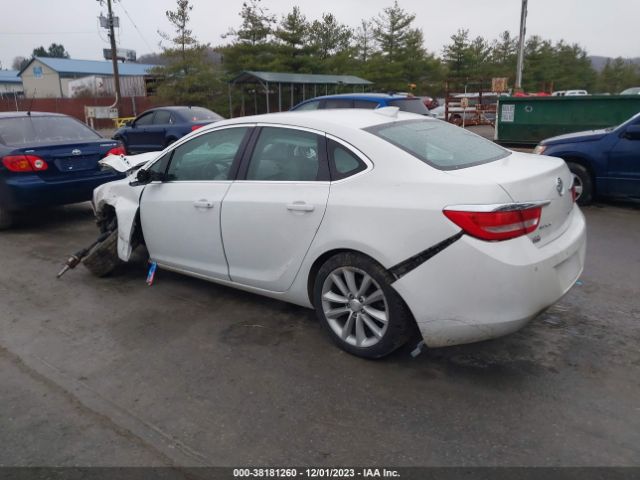 Photo 2 VIN: 1G4PR5SK8F4123784 - BUICK VERANO 