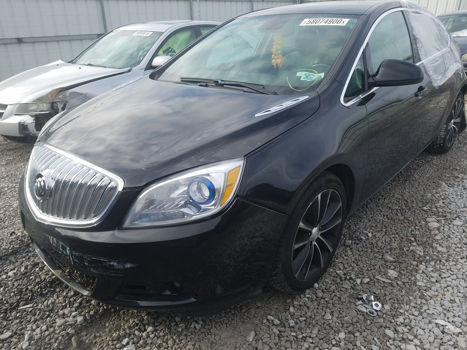 Photo 1 VIN: 1G4PR5SK8H4103313 - BUICK VERANO SPO 