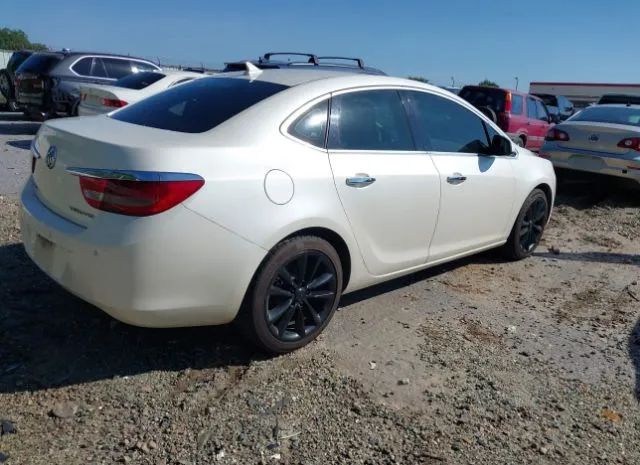 Photo 3 VIN: 1G4PR5SK9C4150732 - BUICK VERANO 