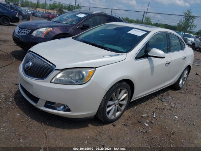 Photo 1 VIN: 1G4PR5SK9D4121913 - BUICK VERANO 